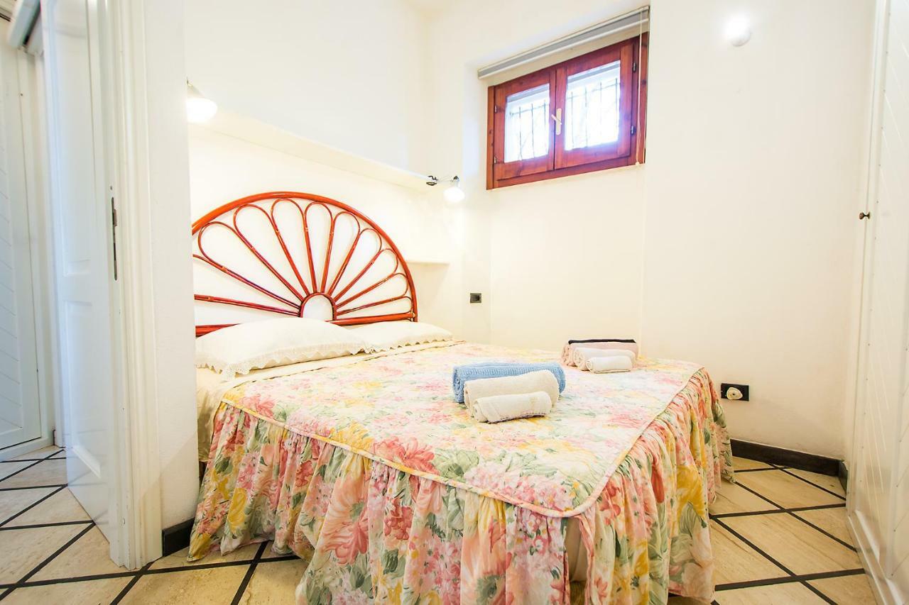 Casa Vacanze Rosa Maria Orosei Bagian luar foto