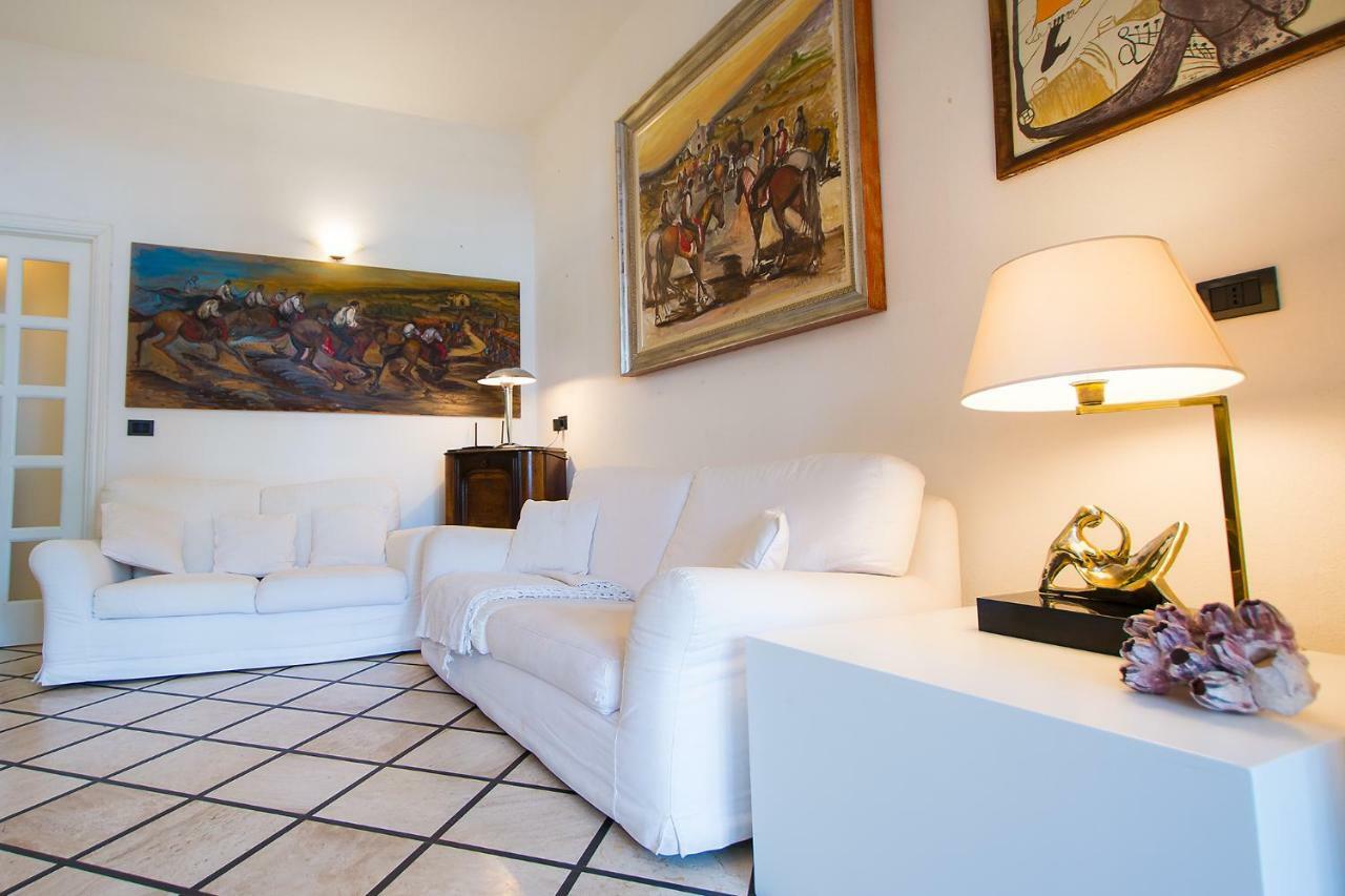 Casa Vacanze Rosa Maria Orosei Bagian luar foto