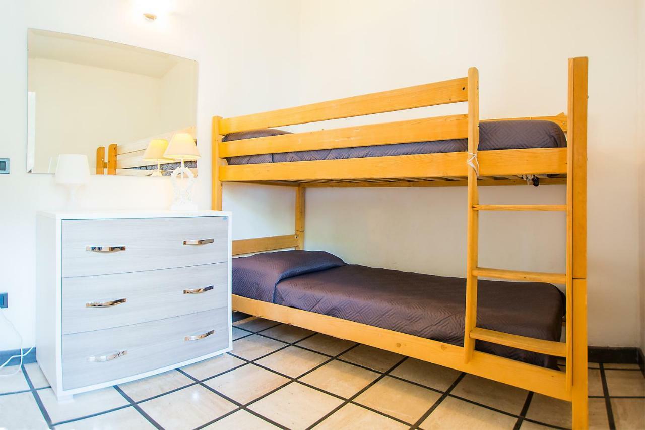 Casa Vacanze Rosa Maria Orosei Bagian luar foto