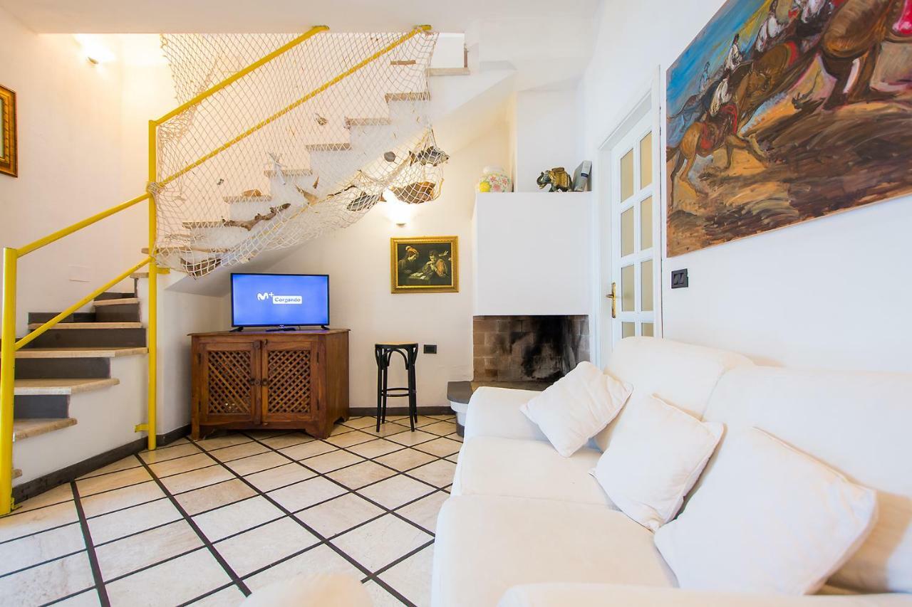 Casa Vacanze Rosa Maria Orosei Bagian luar foto